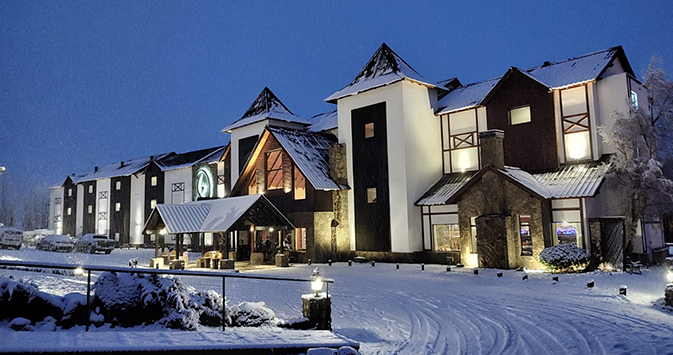 Xelena Hotel & Suites