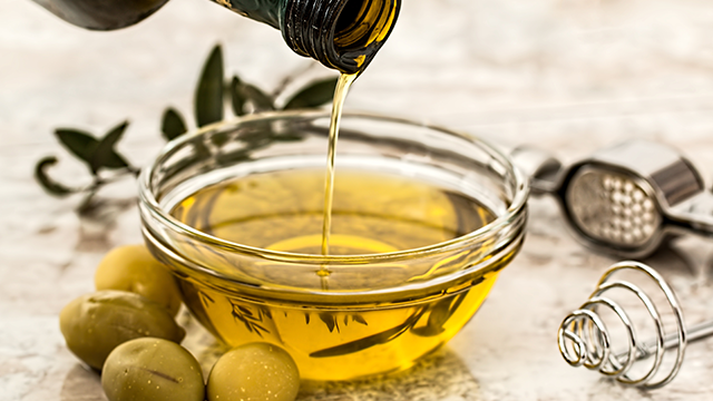 Oro líquido: beneficios del aceite de oliva